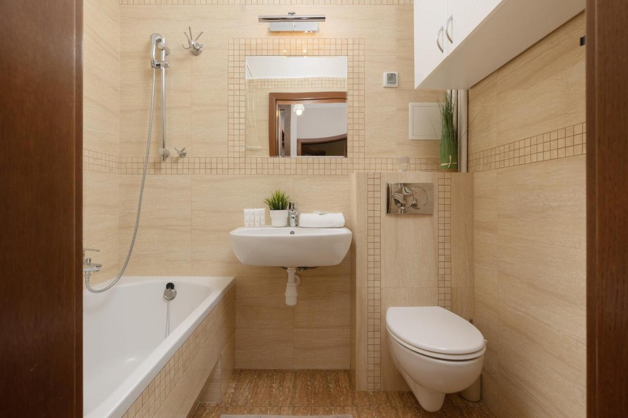 Metro Raclawicka Cozy Studio Apartment By Noclegi Renters Varšava Exteriér fotografie
